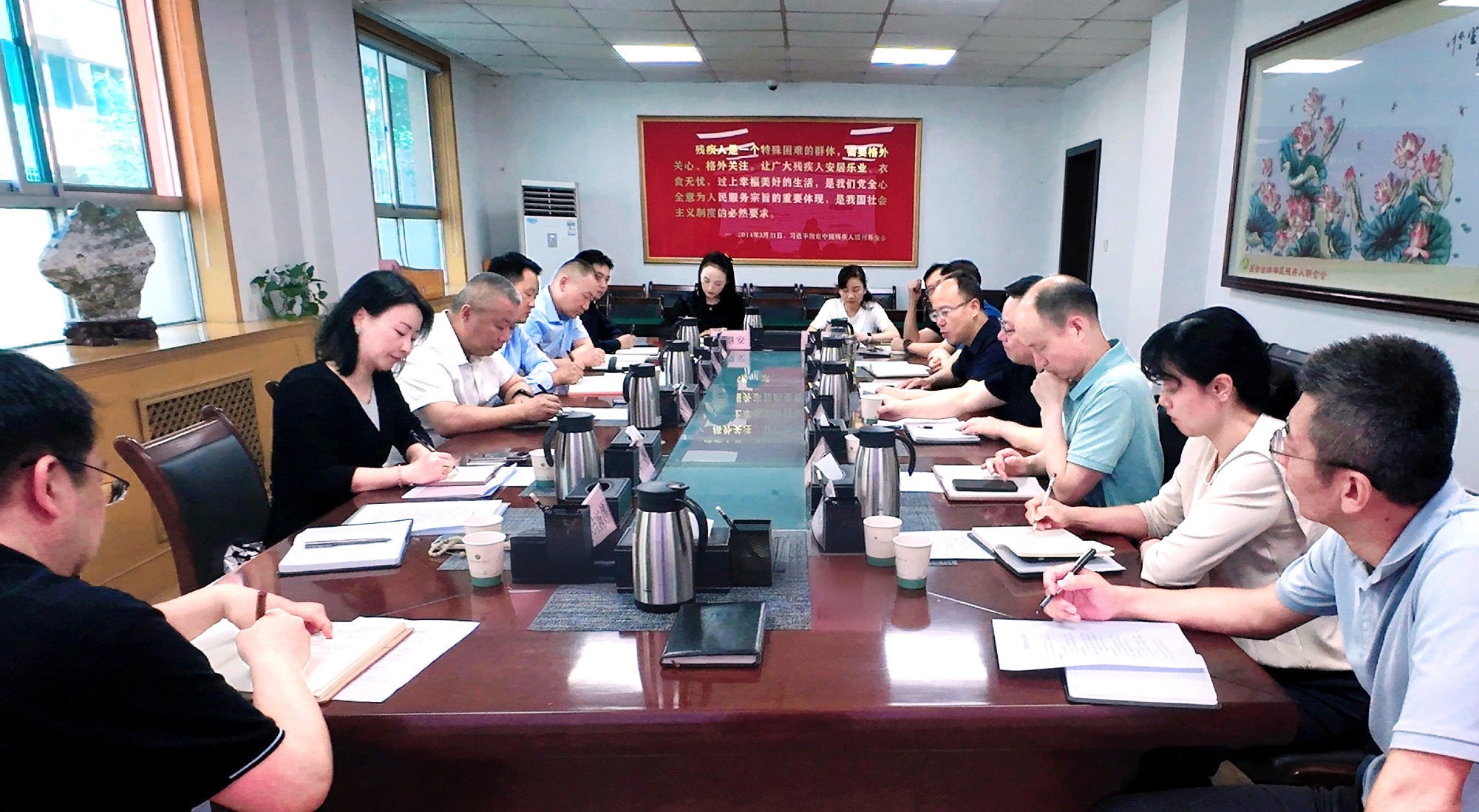 強(qiáng)盛一行赴西安市殘疾人聯(lián)合會(huì)開(kāi)展專題調(diào)研——共商殘疾人康復(fù)養(yǎng)老事業(yè)發(fā)展，探索科技助殘服務(wù)新模式