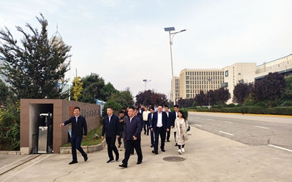 團市委、市貿促會、市青企協(xié)一行到工投集團涇河產業(yè)園考察交流